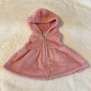 Carter’s Girl Fleece Vest Size 9m